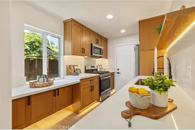 311 E Cummings Lane, Long Beach, CA 90805 - Photo 13