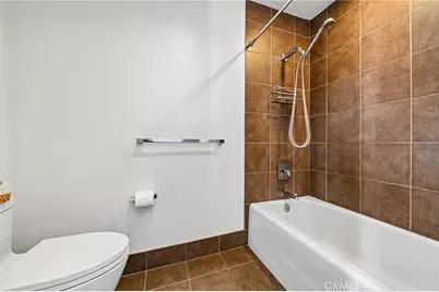 1111 S Grand Avenue #515, Los Angeles, CA 90015 - Photo 27