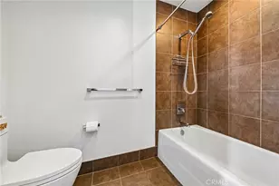1111 S Grand Ave, Los Angeles, CA 90015 - Photo 27