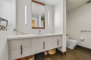 1111 S Grand Ave, Los Angeles, CA 90015 - Photo 25