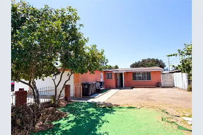 526 Nottingham, Santa Ana, CA 92703 - Photo 1