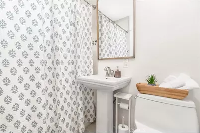 702 E Cumberland, Orange, CA 92865 - Photo 33
