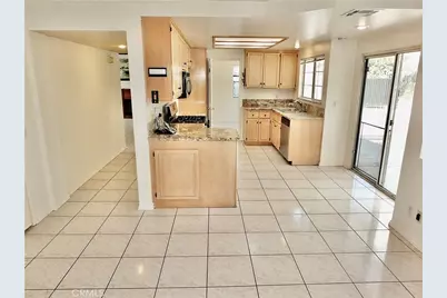 998 Garnet, Pomona, CA 91766 - Photo 9