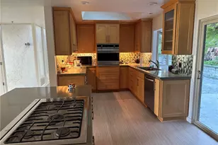 5177 Llano Dr, Los Angeles, CA 91364 - Photo 21