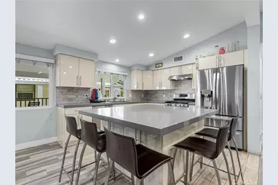 8811 Canoga #417, Canoga Park, CA 91304 - Photo 3