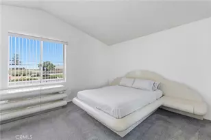 1090 W Huff St, Rialto, CA 92376 - Photo 23
