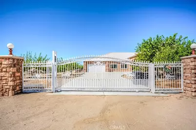13830 Paramount, Phelan, CA 92371 - Photo 21