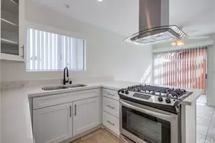 5571 Reno Cir, Huntington Beach, CA 92649 - Photo 11