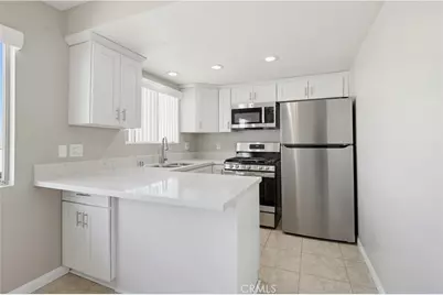 5571 Reno Circle, Huntington Beach, CA 92649 - Photo 15