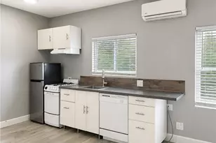 635 Elm Ave, Long Beach, CA 90802 - Photo 3