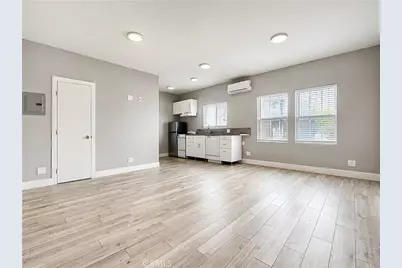 635 Elm Avenue #7, Long Beach, CA 90802 - Photo 1