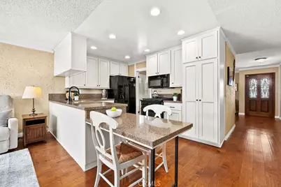 19606 Bouma, Cerritos, CA 90703 - Photo 39