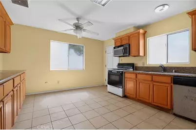 10142 E Avenue R14, Littlerock, CA 93543 - Photo 11