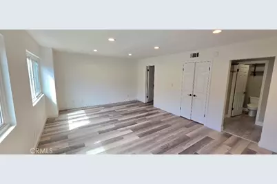 1120 Palo Verde Avenue, Long Beach, CA 90815 - Photo 11