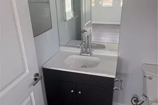 636 Laurel Ln, Colton, CA 92324 - Photo 9