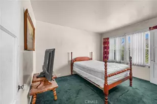 10400 Mary Ave, Los Angeles, CA 90002 - Photo 27