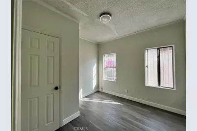 611 W 57th, Los Angeles, CA 90037 - Photo 1
