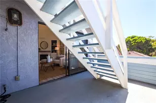 119 2nd St, Seal Beach, CA 90740 - Photo 33