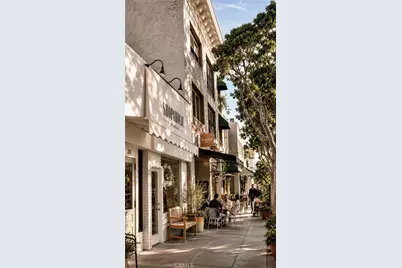 584 N Plymouth, Los Angeles, CA 90004 - Photo 37