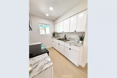 1707 Normandy #D, Santa Ana, CA 92705 - Photo 5