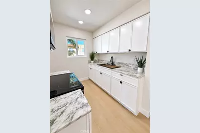 1707 Normandy #D, Santa Ana, CA 92705 - Photo 5