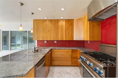 941 Jasmine Circle, Costa Mesa, CA 92626 - Photo 13