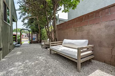 9441 Ruoff Avenue, Whittier, CA 90603 - Photo 25