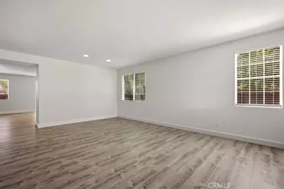 24501 Corte Rojelio, Murrieta, CA 92562 - Photo 5