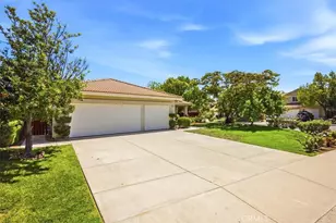 24501 Corte Rojelio, Murrieta, CA 92562 - Photo 3