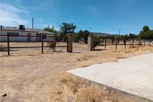 2131 W Ave M12, Palmdale, CA 93551 - Photo 23