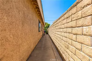 8824 Sari Ave, Northridge, CA 91343 - Photo 45