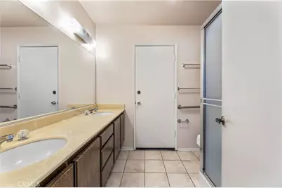 8824 Sari Avenue, Northridge, CA 91343 - Photo 33