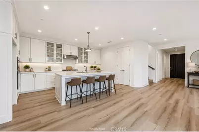 134 Toretta, Irvine, CA 92602 - Photo 3