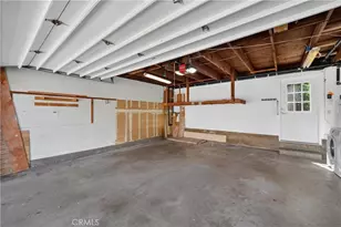 18261 Arches Ct, Fountain Valley, CA 92708 - Photo 37