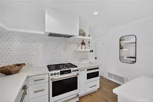 427 21st St, Huntington Beach, CA 92648 - Photo 11