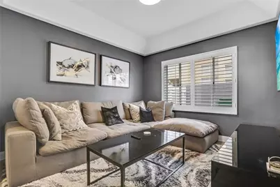 23205 Runnymede, Los Angeles, CA 91307 - Photo 7