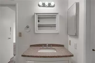 5585 E Pacific Coast Hwy, Long Beach, CA 90804 - Photo 21