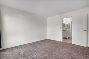 5585 E Pacific Coast Hwy, Long Beach, CA 90804 - Photo 9