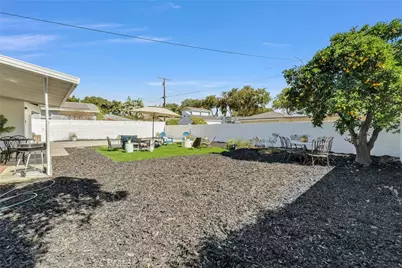 1204 Riverside, Fullerton, CA 92831 - Photo 23