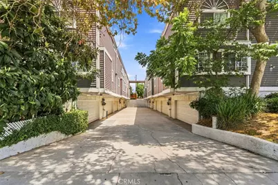 6926 Kester, Los Angeles, CA 91405 - Photo 5