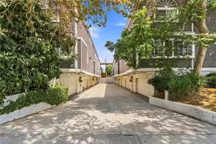 6926 Kester Ave, Los Angeles, CA 91405 - Photo 5