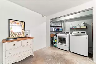 6926 Kester Ave, Los Angeles, CA 91405 - Photo 31