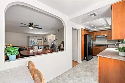 6926 Kester, Los Angeles, CA 91405 - Photo 11