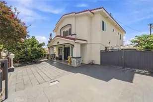 12122 207th, Lakewood, CA 90715 - Photo 9