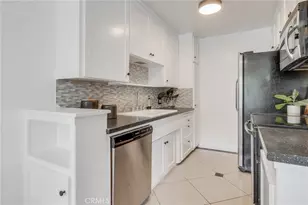 801 E 1st St, Long Beach, CA 90802 - Photo 9