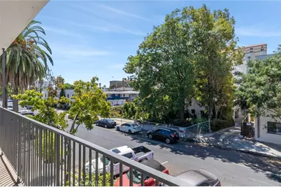 801 E 1st Street #111, Long Beach, CA 90802 - Photo 21