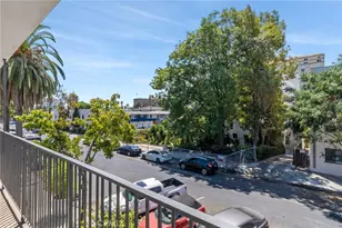 801 E 1st St, Long Beach, CA 90802 - Photo 21