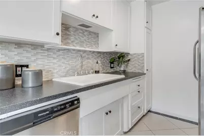 801 E 1st Street #111, Long Beach, CA 90802 - Photo 11