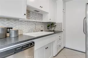 801 E 1st St, Long Beach, CA 90802 - Photo 11
