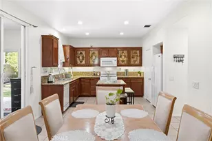 2822 Parksquare, Pomona, CA 91767 - Photo 17